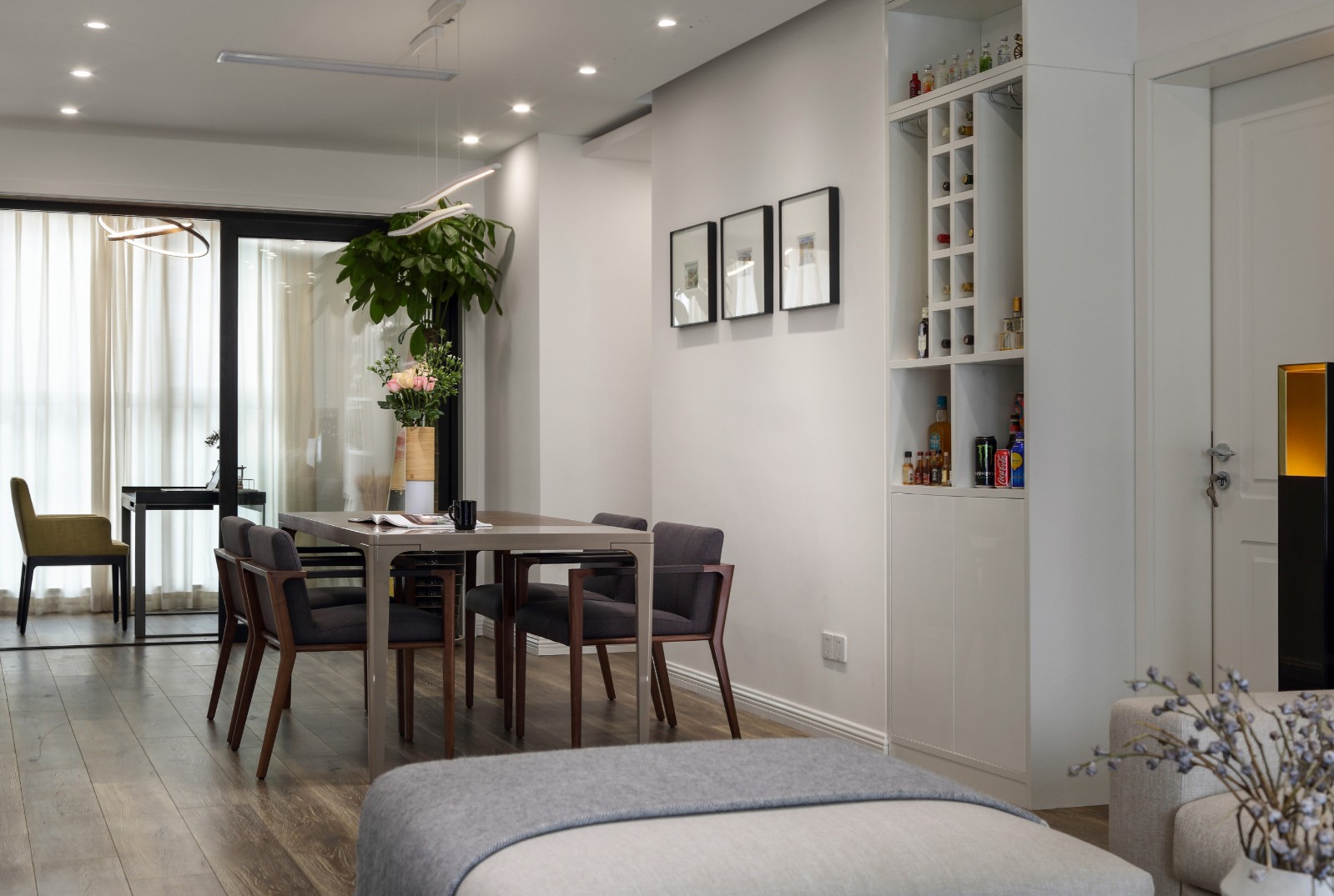 装修案例新中式风格室内装修效果图-餐厅 装修案例新中式风格室内装修效果图-餐厅